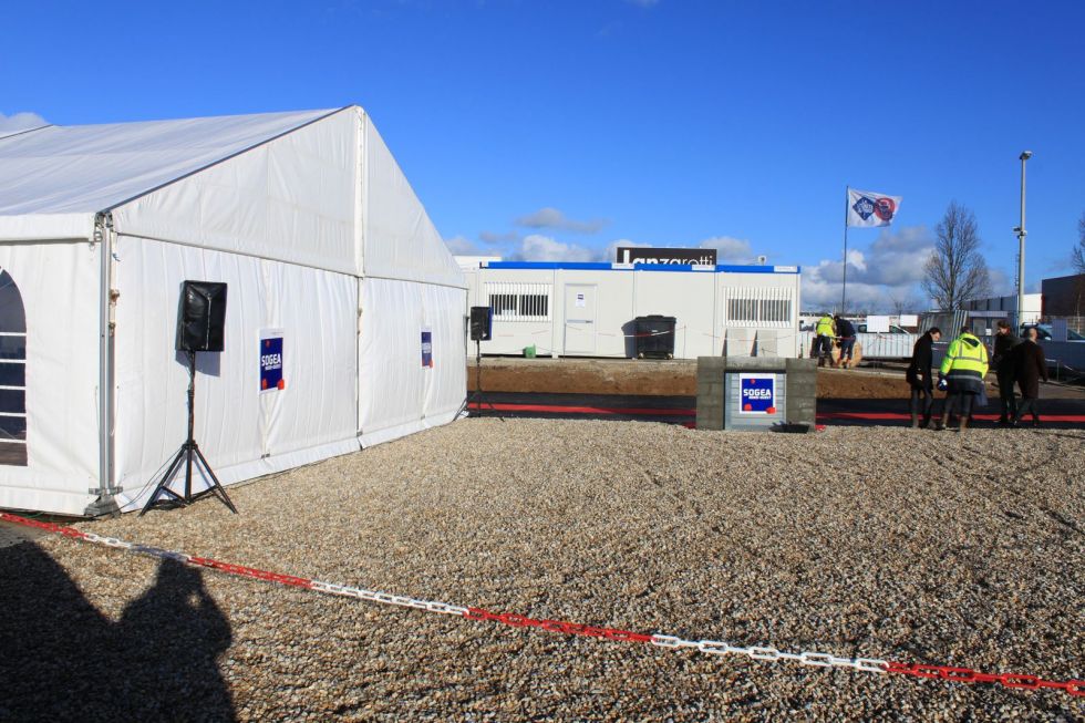 Pose de la première pierre du centre commercial de Gonfreville l'Orcher